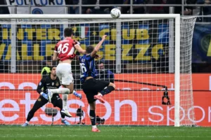 Gabbia in extremis e Inter ko, il Milan vince il derby