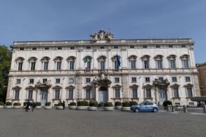 Abuso d’ufficio, Consulta “Non è incostituzionale abrogazione del reato”