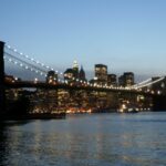 Veliero contro Ponte di Brooklyn a New York, 2 morti e 17 feriti