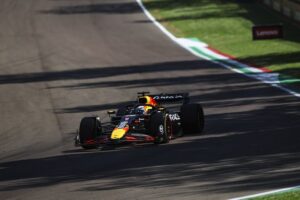 Nel GP di Emilia Romagna vince Verstappen, 4° Hamilton