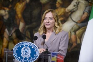 Ucraina, Meloni ringrazia Papa Leone XIV “Per suo impegno per la pace”