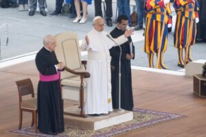 Gaza, Papa “Situazione sempre più dolorosa, consentire ingresso aiuti”